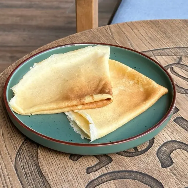 2 Plain Crepes